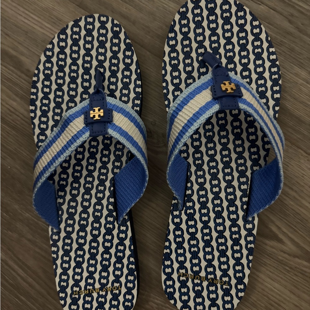 Tory Burch Blue and Cream Gemini Link Flip Flops